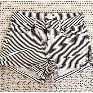 H&M striped shorts 4